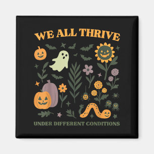 Trivs under olika förhållanden SPED Halloween Magnet