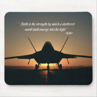 Tro är styrkan vid som en splittrad värld s musmatta