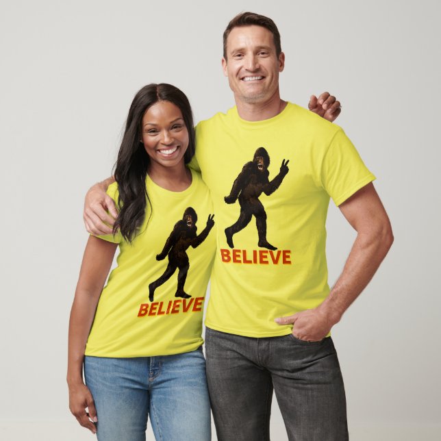 Tro Bigfoot Sasquatch Yeti Tee Shirt (Unisex)