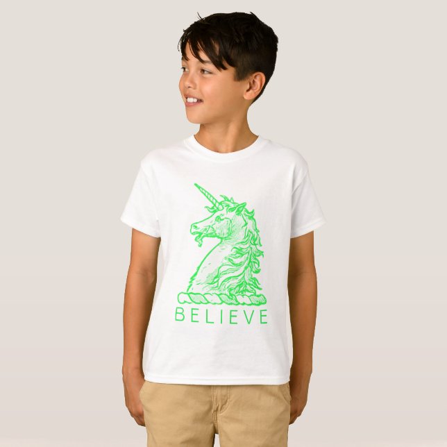 Tro eller Namn Magic Horse Unicorn Grönt T-shirt (Hel framsida)