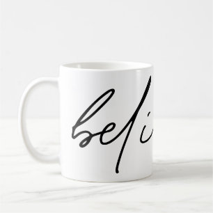Tro handskriven skripttypografi kaffemugg