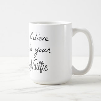 Tro i dina nailfies kaffemugg