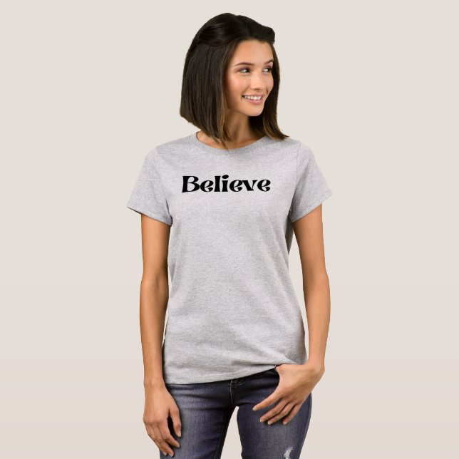 Tro Kvinnor som basi T-shirt (Hel framsida)