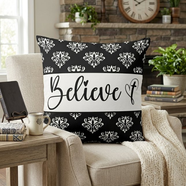 Tro Modernt Skript Svart Vitt Damask Kristet Kudde (Believe Modern Script Black White Damask Christian Throw Pillow)