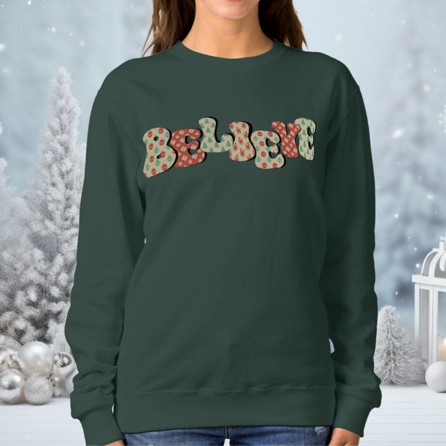 Tro Mörk grönt kristna julkvinnor T Shirt (Skapare uppladdad)