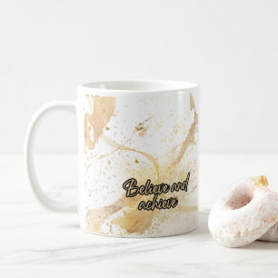 Tro och uppnå kaffemugg