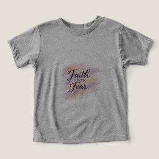 Tro över rädsla – Modern kristen inspiration T Shirt