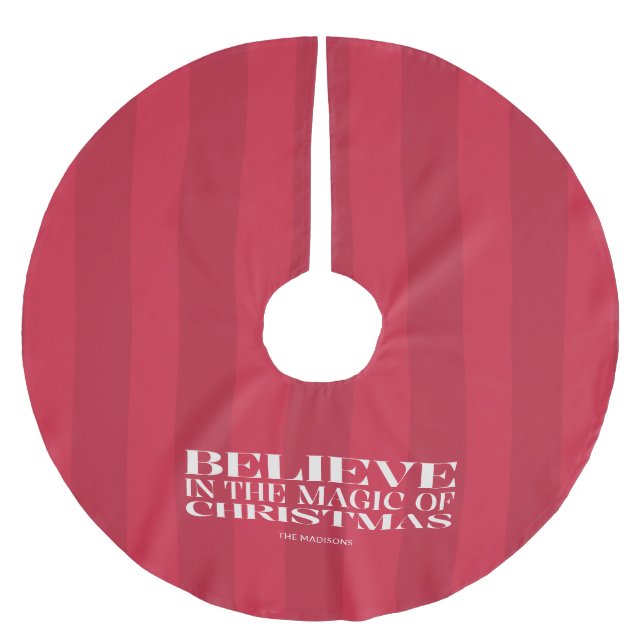 Tro På Den Magiska Julen Rödrandig Julgransmatta Borstad Polyester (Framsidan)