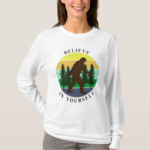 Tro på dig själv Vintage solnedgång Bigfoot T Shirt