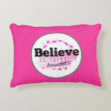 Tro på din egen vattenfärgsfärgade Rosa Polka dots