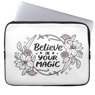 Tro på din magi - Blommigt Ro & Lilis Laptop Fodral