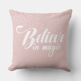 Tro på Magic Rosa Dekorativ kudde