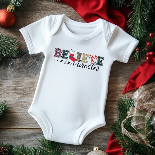 Tro på Miracles Chic Modern jul-Helgdag T Shirt (Skapare uppladdad)