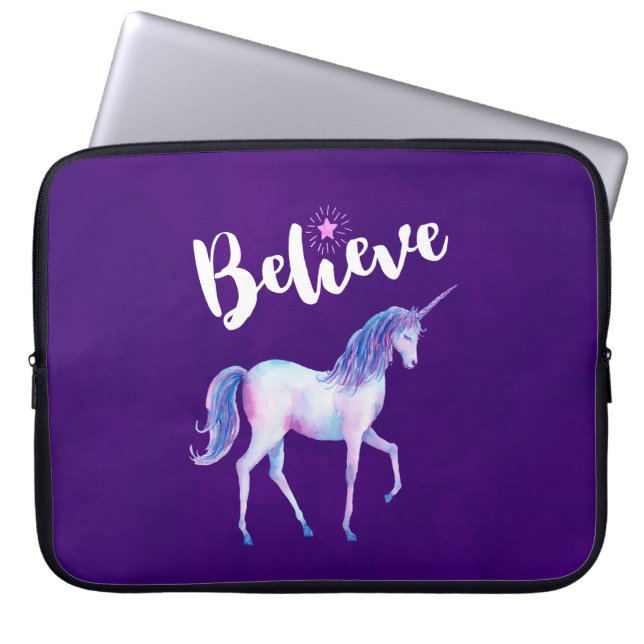 Tro på Unicorn i pastellfärgerna Laptop Fodral (Framsidan)