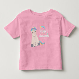 Tro på Unicorns Magic Rosa Monogrammed Girl T Shirt