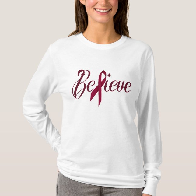 Tro skjorta för Burgundy medvetenhetband Tee (Framsida)