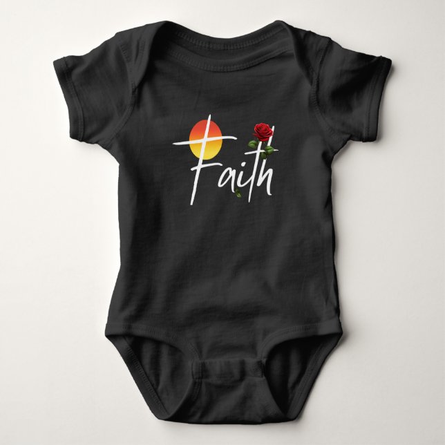 Tro Typography Med Rosor T Shirt (Framsida)