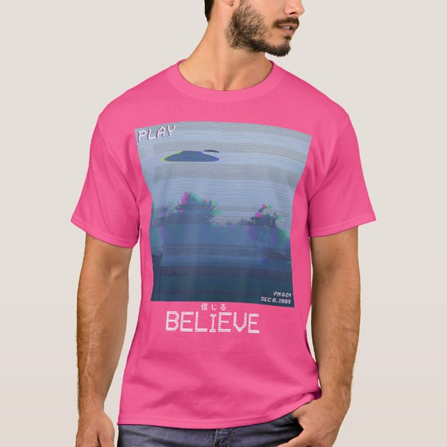 Tro Ufo Vaporwave Synthwave 80S Retro Flies S T Shirt (Framsida)