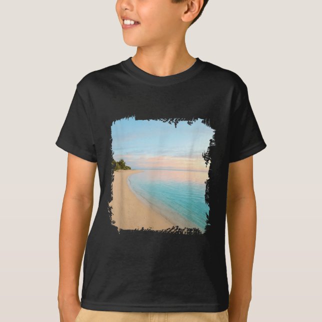 Trocal Sands strand havs kustlinje Scenisk design T Shirt (Framsida)