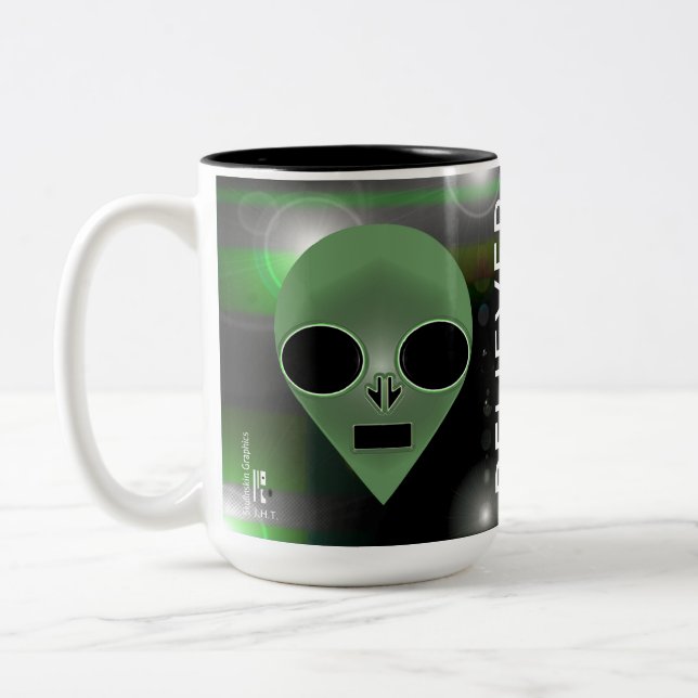 "Troende" Alien  Muggbilder av J.H. Thornton  Två-Tonad Mugg (Vänster)