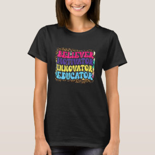 Troende Motivator Innovatör Utbildare Leopard Teke T Shirt