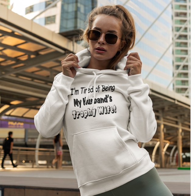 Troféfru Tee (Skapare uppladdad)