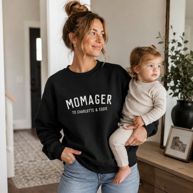 Tröja | Anpassade Namn För Mormanager Barn - Prese (Personalized Momager sweatshirt with kids names for proud moms, teams, and everyday wear.)