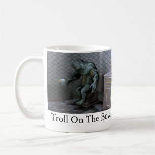 Troll på bunken kaffemugg