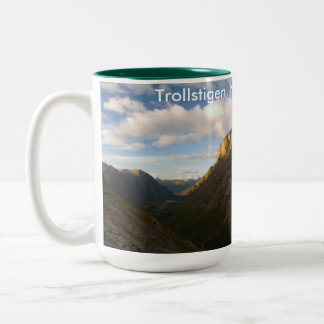 trollstigen norge Två-Tonad mugg