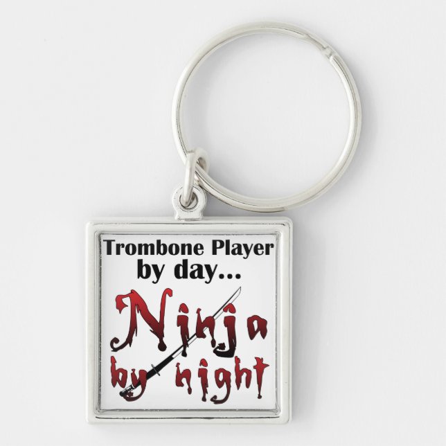 Trombone Ninja Fyrkantig Silverfärgad Nyckelring (Framsidan)