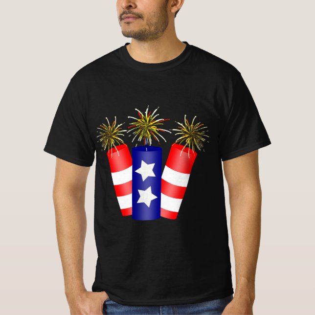 Tron Firecrackers för den 4 juli T Shirt (Framsida)