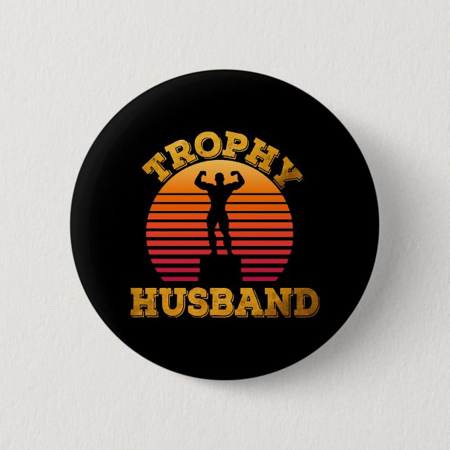 Trophy Husband Knapp (Framsida)