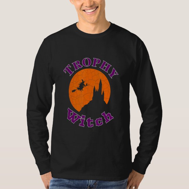 Trophy Witch T Shirt (Framsida)