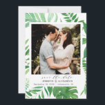 Tropical Beach Elegant Greenery Photo Spara Datumet<br><div class="desc">En elegant tar sig uttryck i en modern tropisk utformning. Utformningen har en ram med tropiska stranden banan löv och annan grönsak i kombination med kalligrafi av elegant med traditionell "spara datumet". Anpassa med din information. Om du behöver hjälp kontaktar du mig (Maria) med hjälp av kontaktknappen nedan eller direkt...</div>
