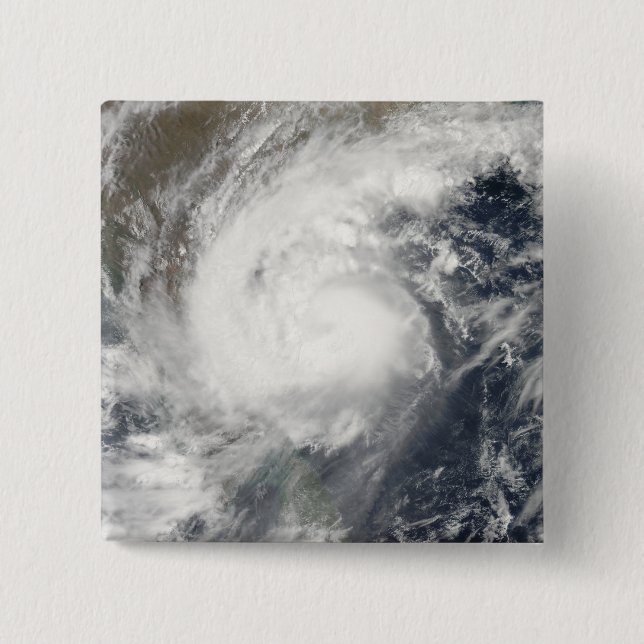 Tropical Cyclone Laila Knapp (Framsida)