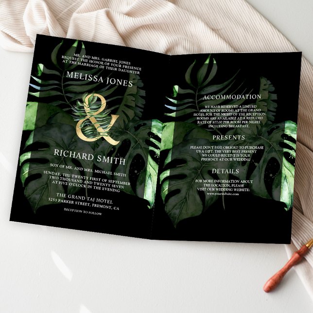 Tropical Gold Monstera Palm Black QR Code Wedding Inbjudan (Skapare uppladdad)