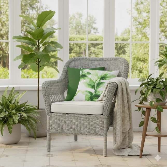 Tropical Grey Botanical Watercolor Löv Kudde (Green and white bright leafy cushion.)