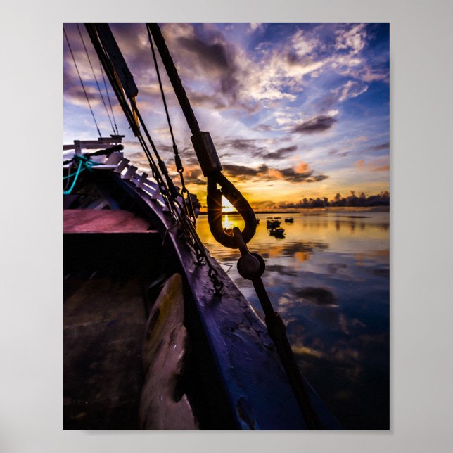 Tropical Lagoon Dawn Poster (Framsidan)