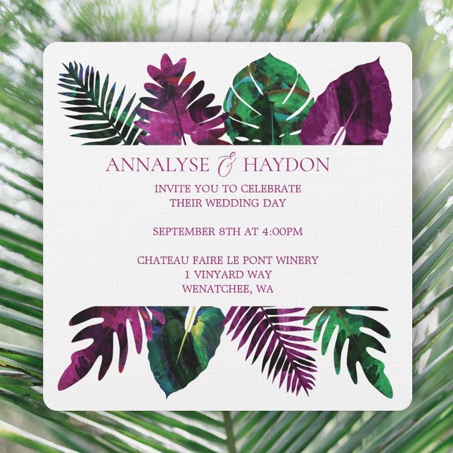 Tropical Löv Grönt, Vild Berry Rosa Bröllop Inbjudningar (tropical wild berry pink violet wedding invitations, green monstera, ferns, coastal theme)