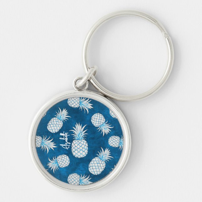 Tropical Pineapple with Name – Watercolor Style Rund Silverfärgad Nyckelring (Framsidan)
