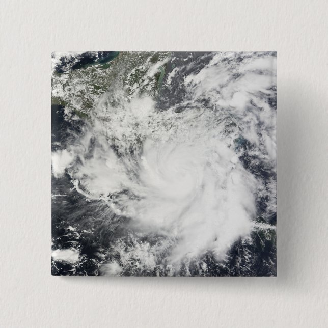 Tropical Storm Alma Knapp (Framsida)