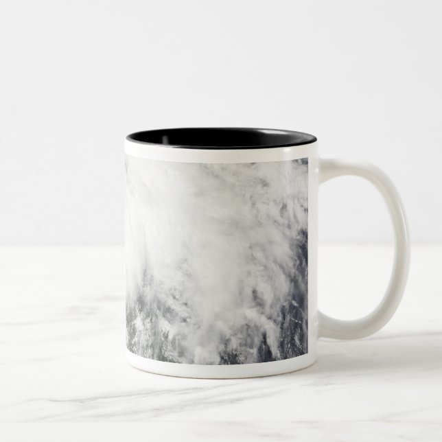 Tropical Storm Arthur Två-Tonad Mugg (Höger)