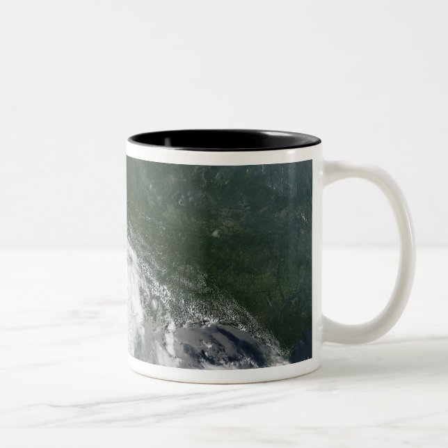 Tropical Storm Bertha Två-Tonad Mugg (Höger)