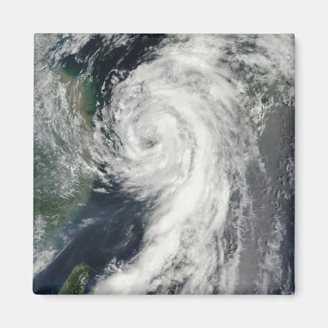 Tropical Storm Dianmu Magnet (Framsidan)
