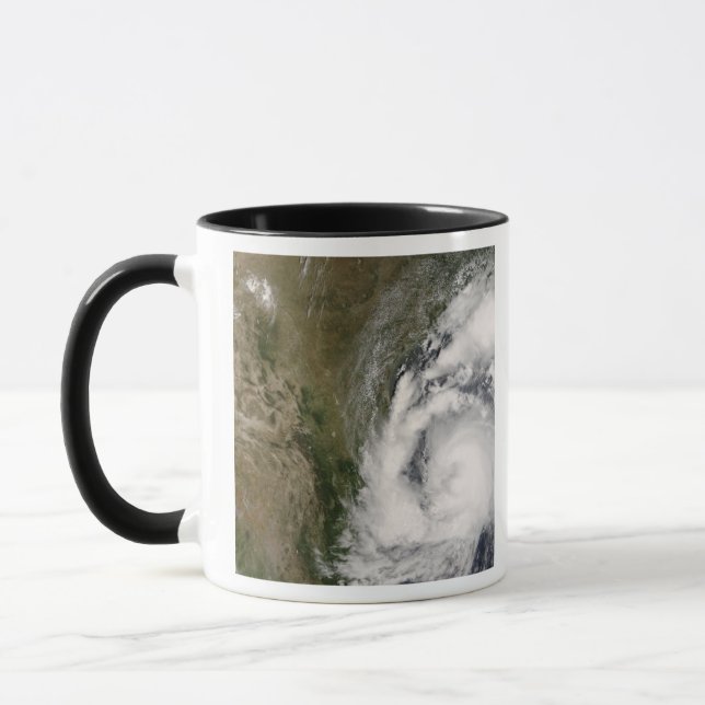 Tropical Storm Dolly Mugg (Vänster)