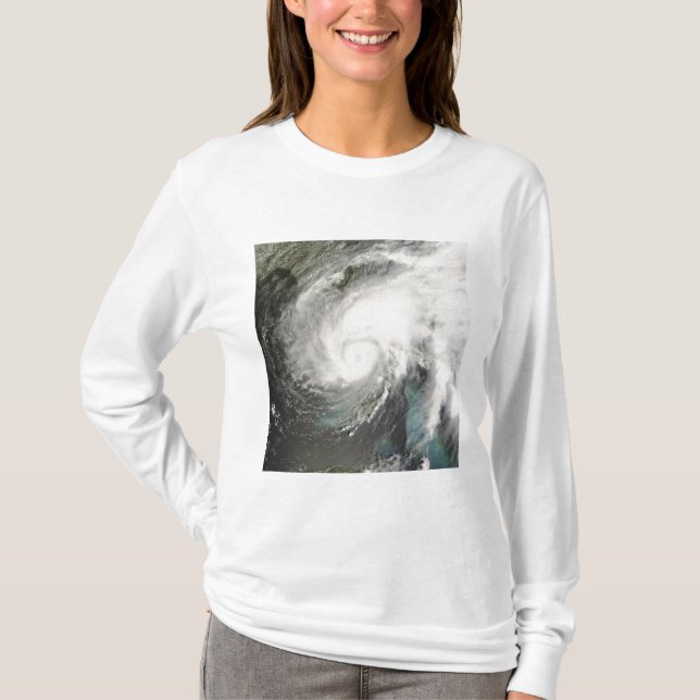 Tropical Storm Fay Tee Shirt (Framsida)