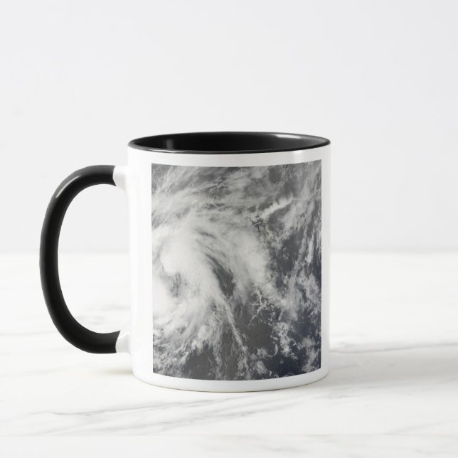 Tropical Storm Josephine Mugg (Vänster)