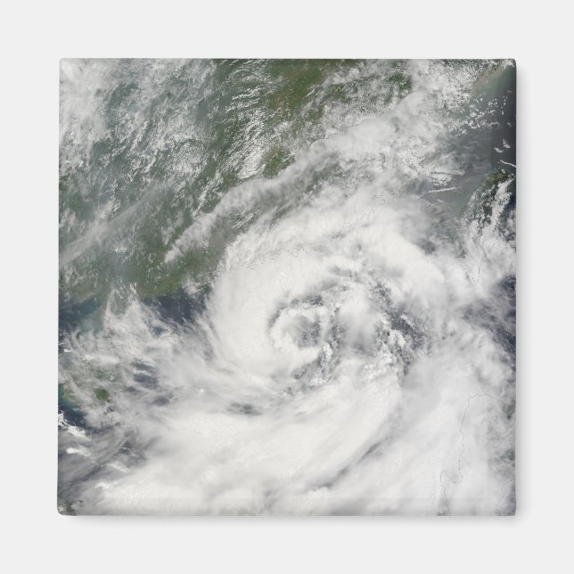 Tropical Storm Kammuri Magnet (Framsidan)