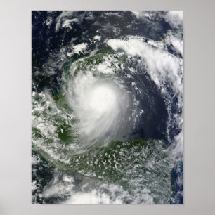 Tropical Storm Karl över Yucatan-Peninsulan Poster