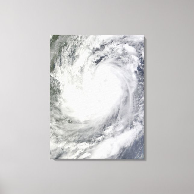 Tropical Storm Ketsana Canvastryck (Framsida)